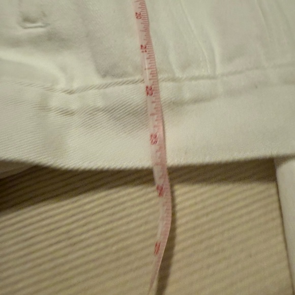 Savanna Jane White Denim Jacket – 2X – Colorful Floral Embroidered - Picture 8 of 11